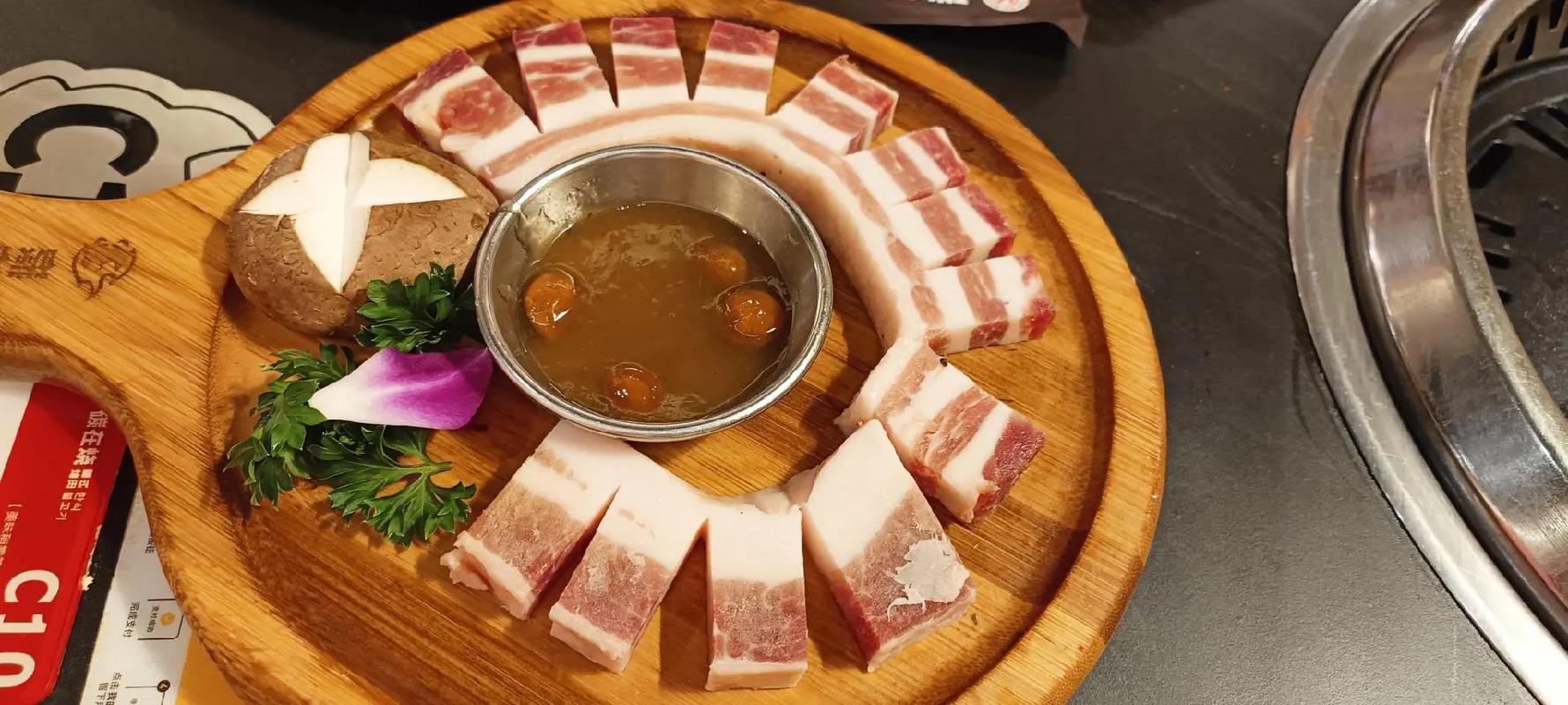 玉子烤肉培训课程：服务员管理规定