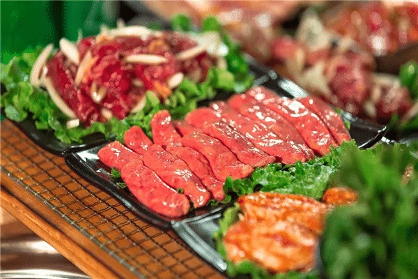 东北烤肉培训课程：东北烤肉以牛肉为主还是羊肉为主？🥩🐑🔥
