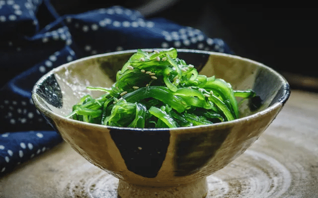 日式拉面培训：裙带菜（わかめ），为什么很多日本拉面都会放？🌿🍜