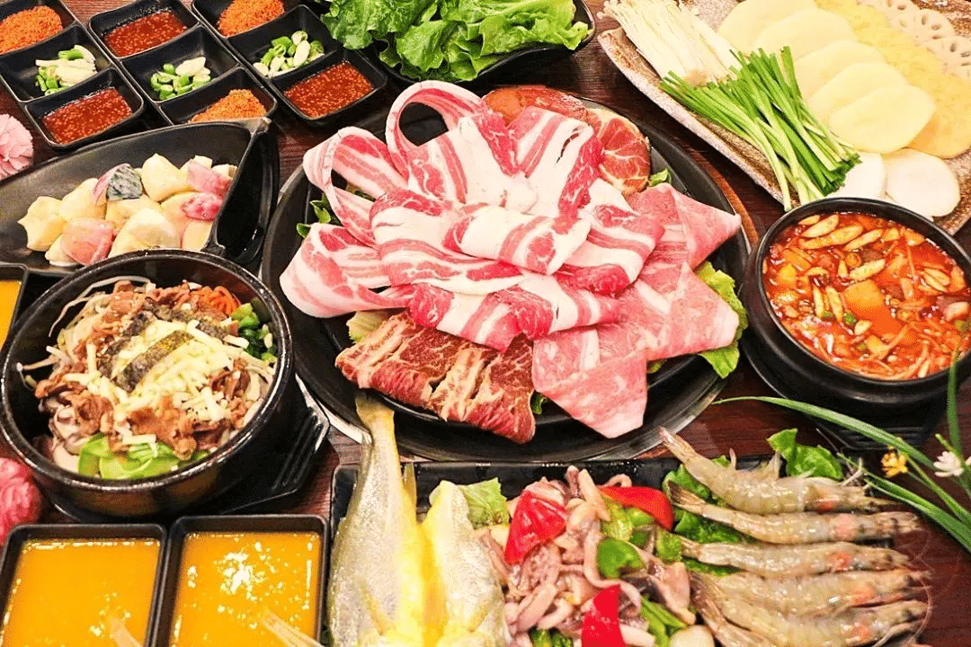 为什么很多老板进军餐饮，喜欢开烤肉店？揭秘烤肉创业背后的商业逻辑