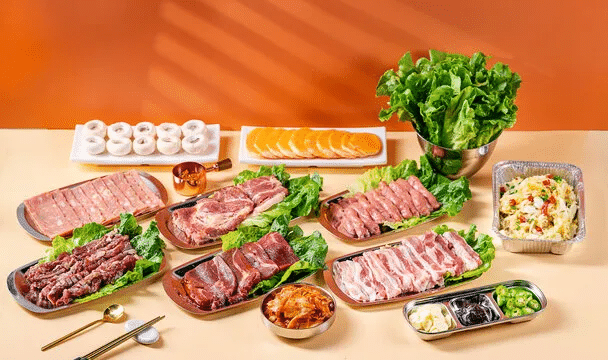 烤肉培训：炭烤火候把控，为什么同一块肉，高手烤出来更嫩更香？