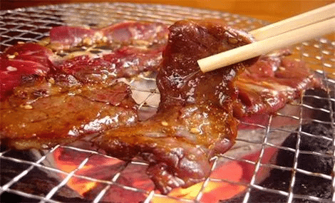 薪火烤肉培训：橡木、果木、山毛榉，烤肉到底用什么木头？
