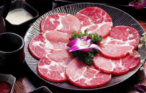 烤肉店利润高不高？学习烤肉技术前需要了解哪些成本？🥩