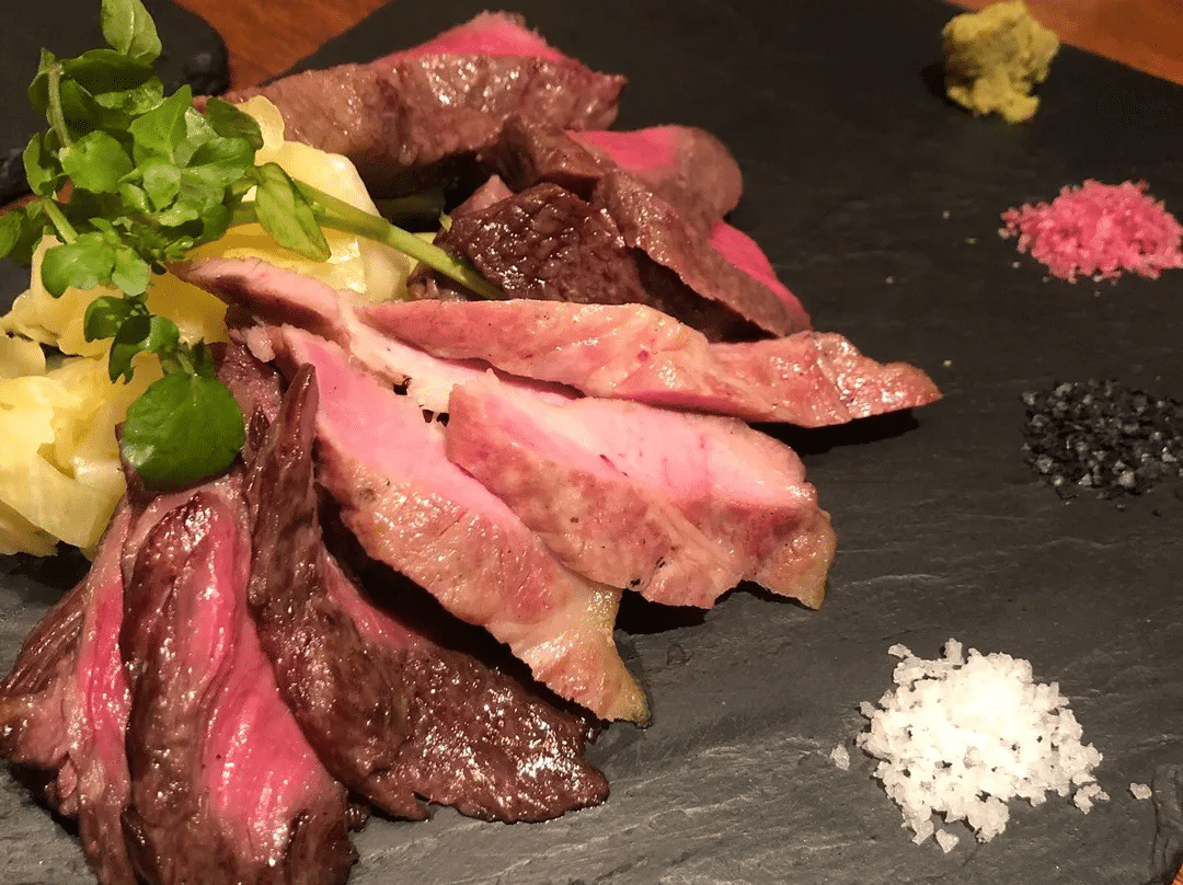 熟成牛肉、雪花牛肉、高端烤肉店：如何讲出让顾客愿意买单的“牛肉故事”？🥩